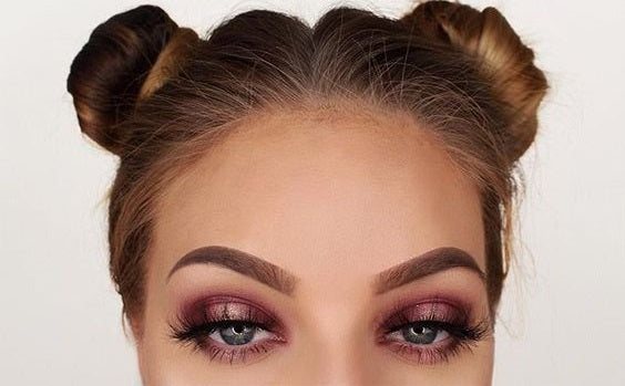 Eyeshadow Combinations We’ll be Wearing for Christmas Lunch