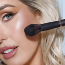 YB5 Cheek Brush