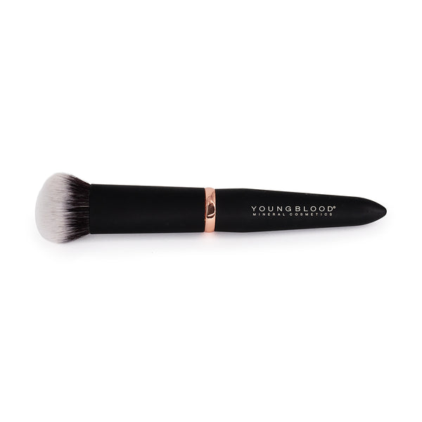 YB16 Skin Perfecting Foundation Luxe Brush